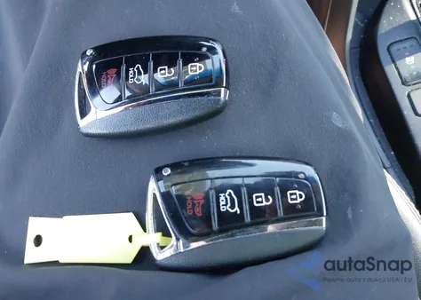 2016 Hyundai Santa Fe Limited z USA, uszkodzony, nr VIN KM8SRDHF7GU140947